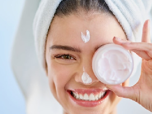 Beauty products and services |منتج و خدمات تجميلية|بەرهەم و خزمەتگوزاری جوانکاری